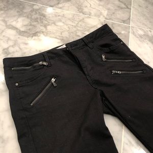Black Zara jeans